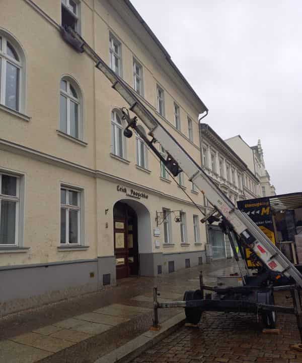 Möbellift in Unna für den Firmenumzug